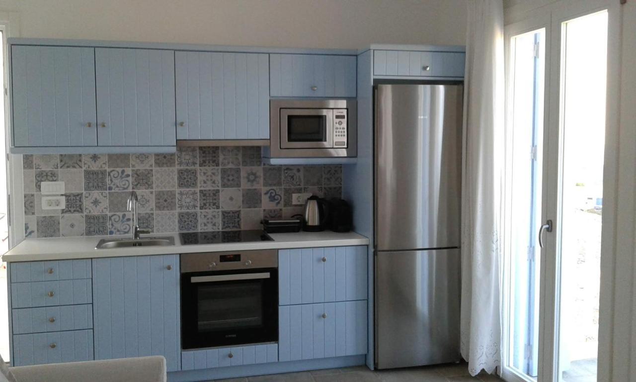 Stilvi Milos Plaka  Экстерьер фото
